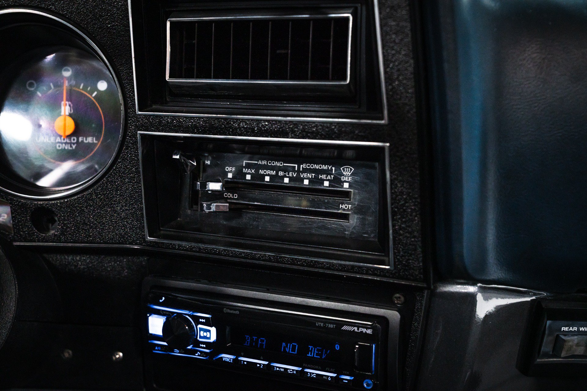 Used 1987 Chevrolet Blazer 4WD image 23