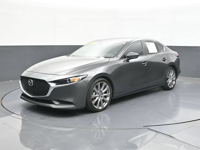 Used 2020 MAZDA MAZDA3 Sedan w/ Select Package FWD image 4