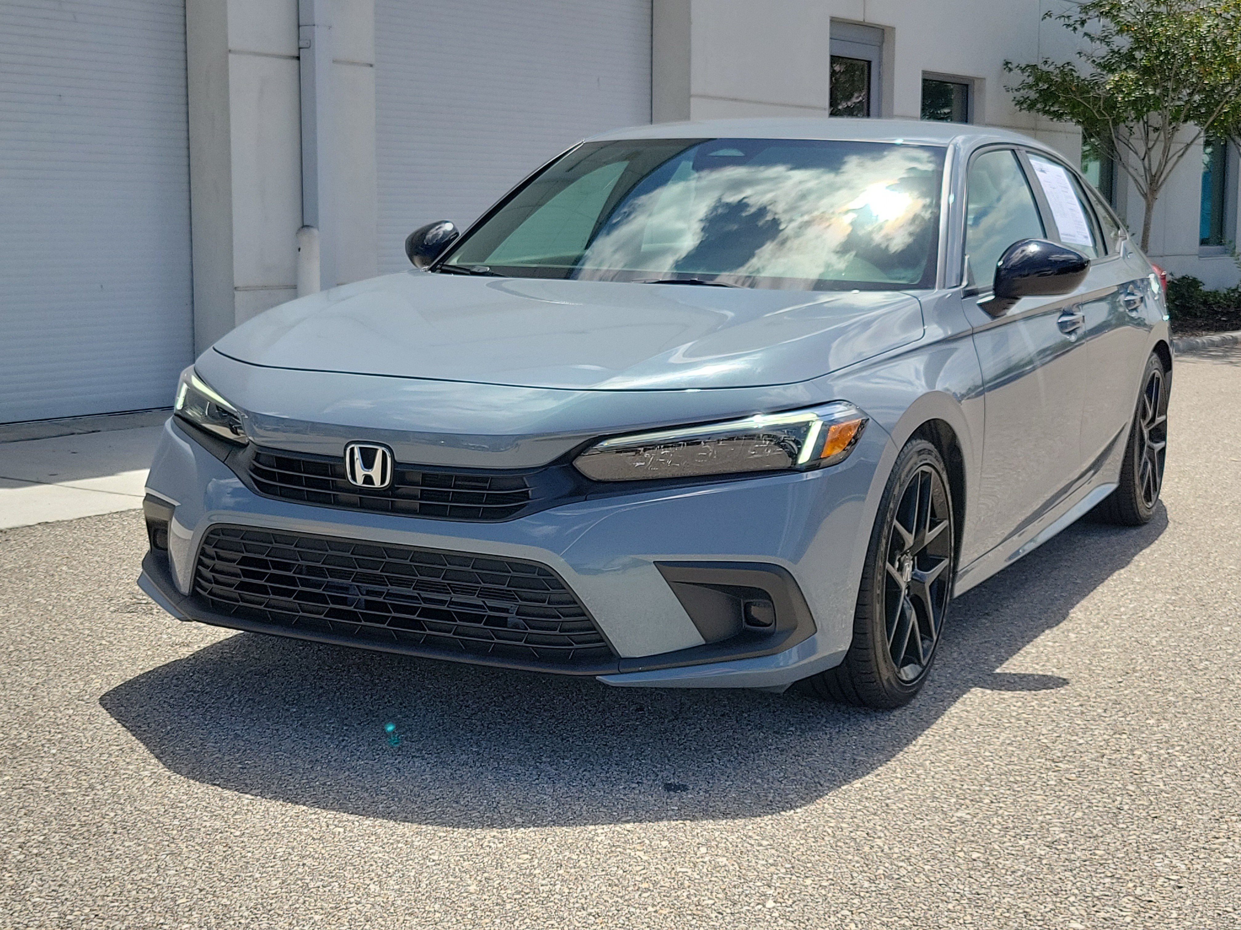 Used 2024 Honda Civic Sport image 3