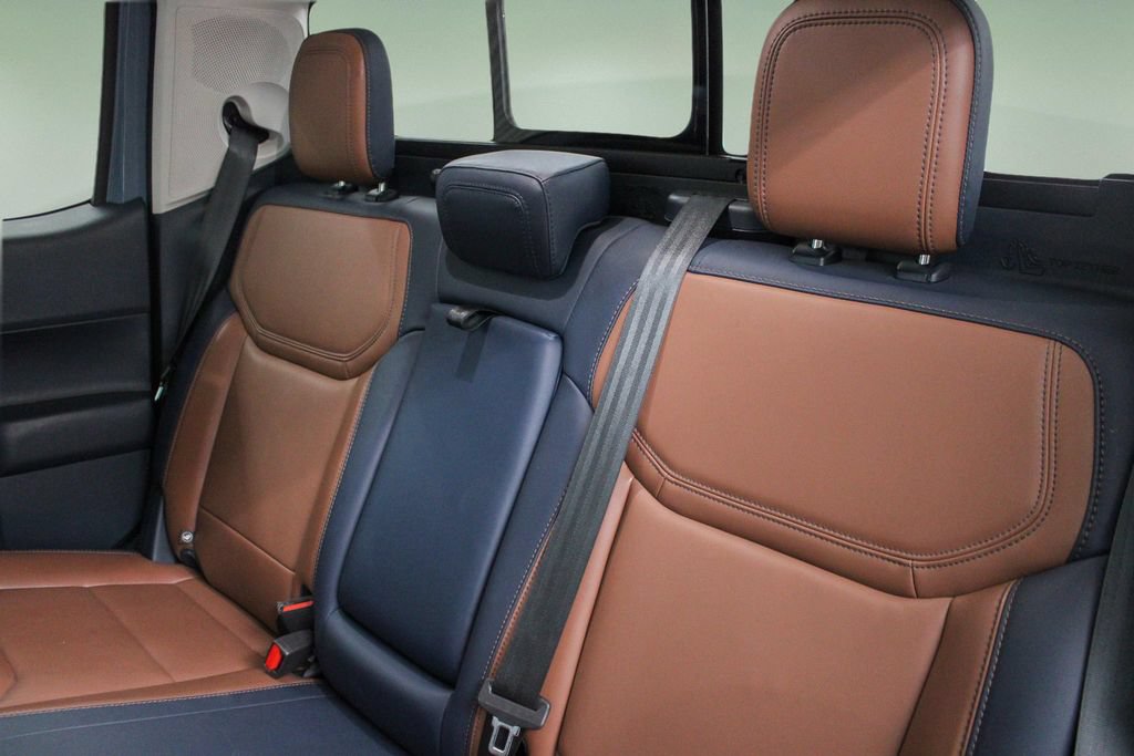 Used 2022 Ford Maverick Lariat FWD image 25