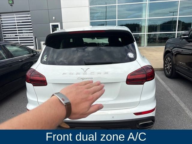 Used 2018 Porsche Cayenne AWD/4WD image 10