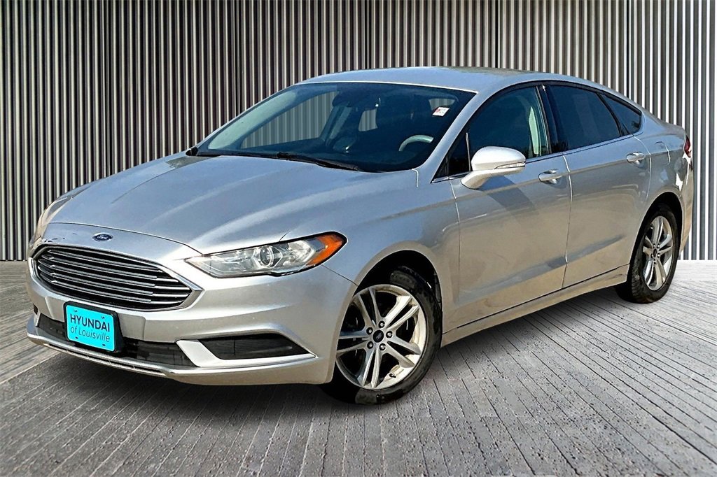 Used 2018 Ford Fusion SE image 12