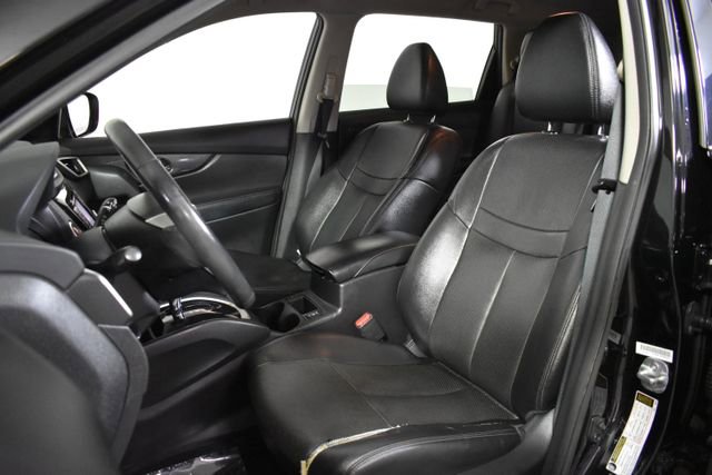 Used 2016 Nissan Rogue SL AWD/4WD image 9