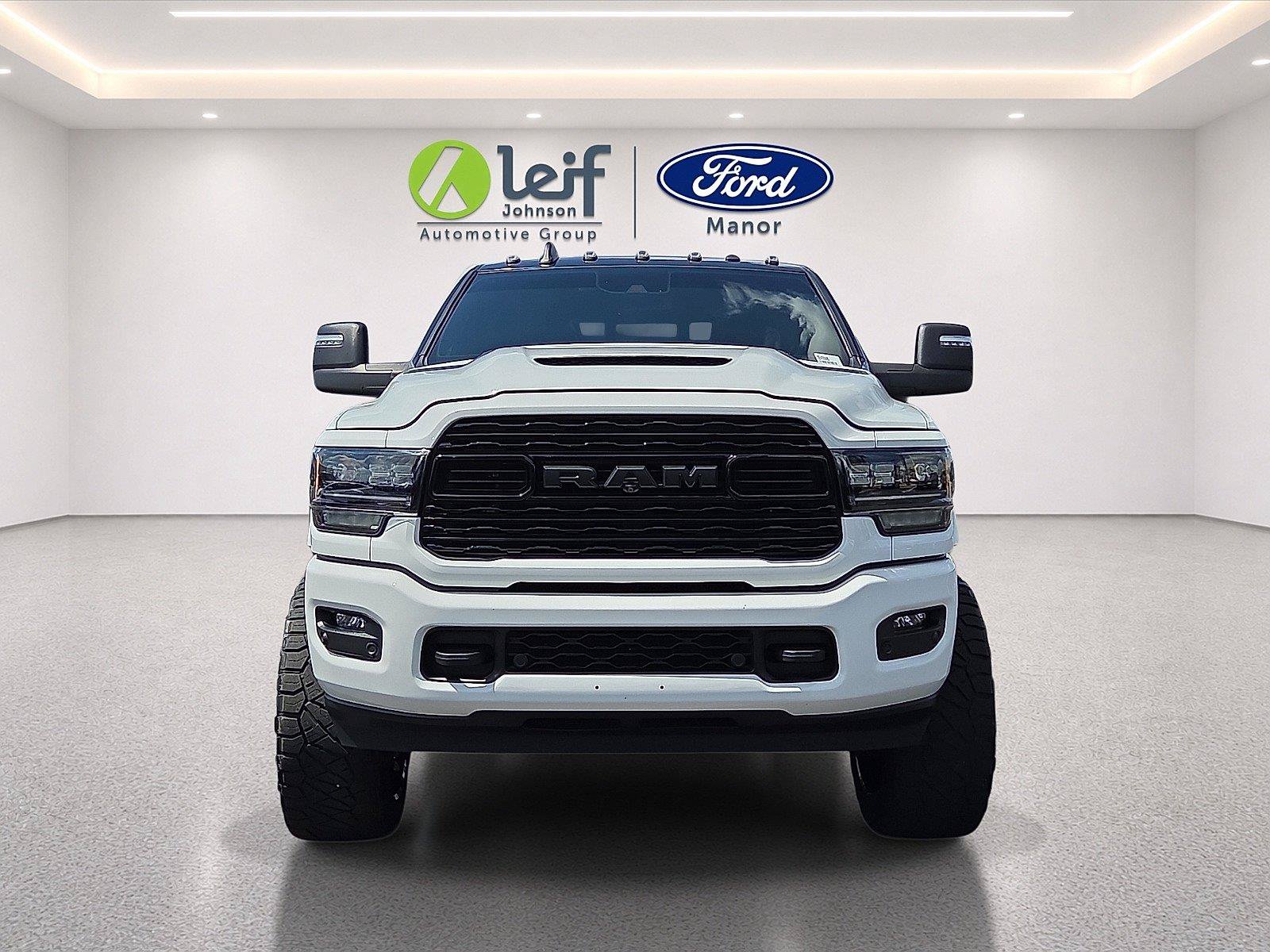 Used 2024 RAM 2500 Limited AWD/4WD image 2