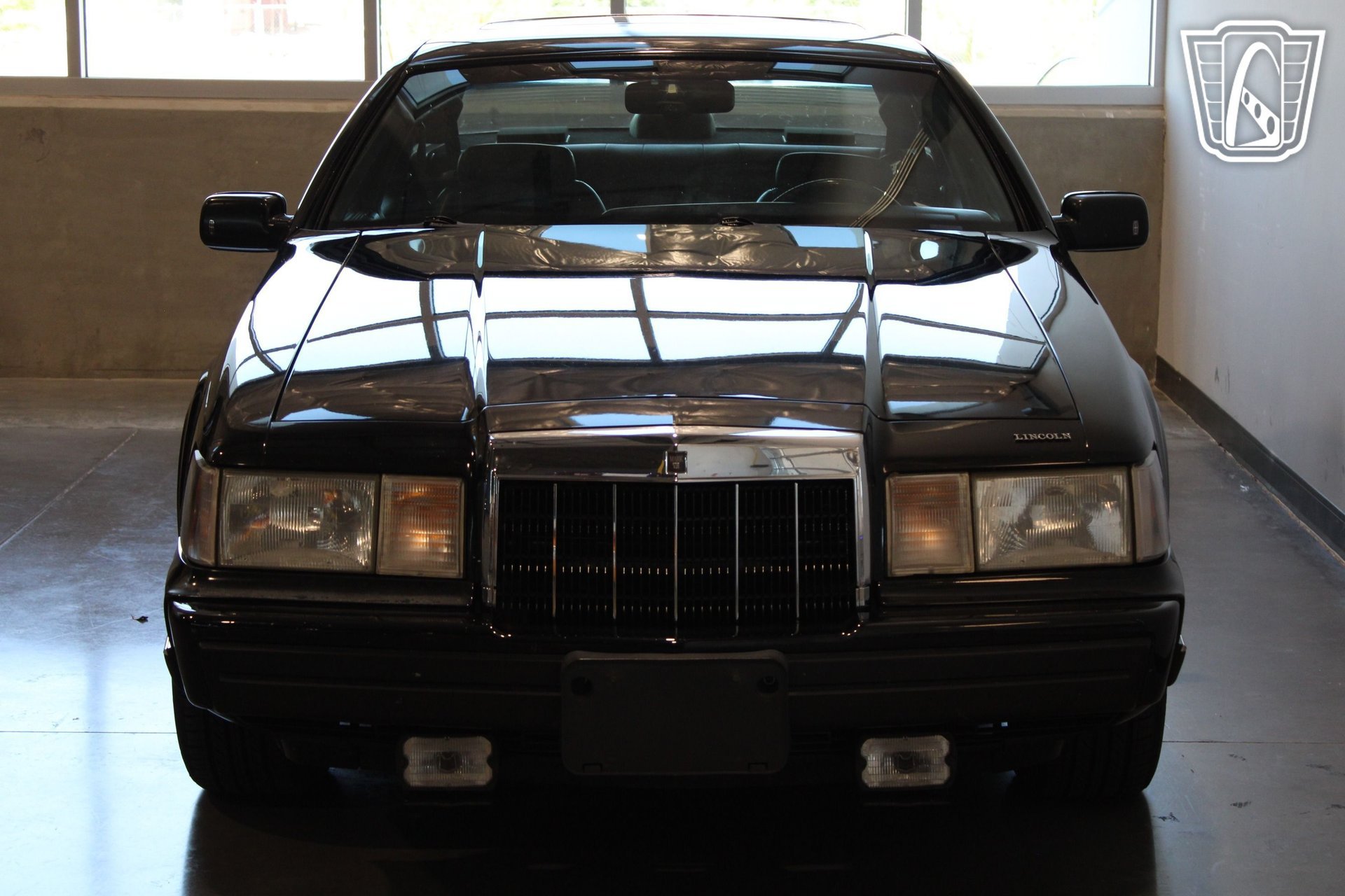 Used 1991 Lincoln Mark VII LSC RWD image 10