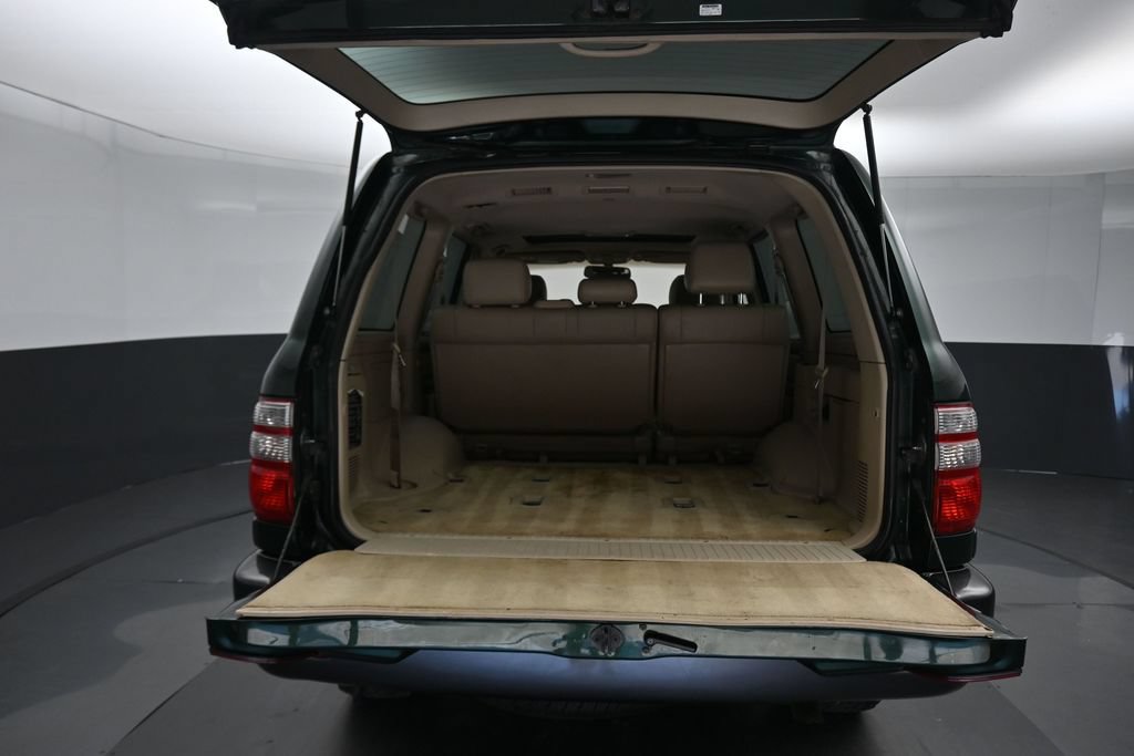 Used 2004 Toyota Land Cruiser AWD/4WD image 44
