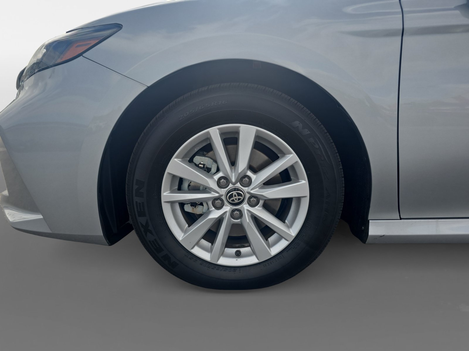 Certified 2025 Toyota Camry LE w/ Convenience Package FWD image 14