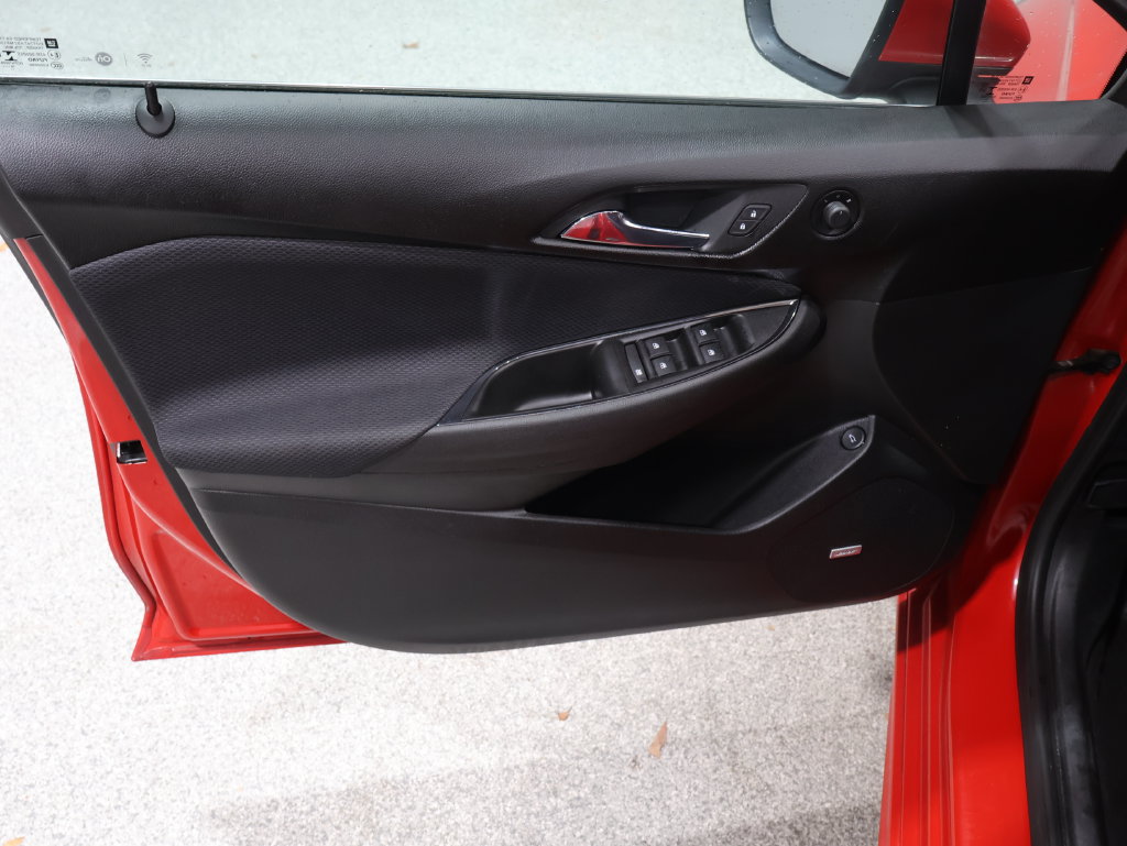 Used 2017 Chevrolet Cruze LT w/ Sun And Sound Package FWD image 15