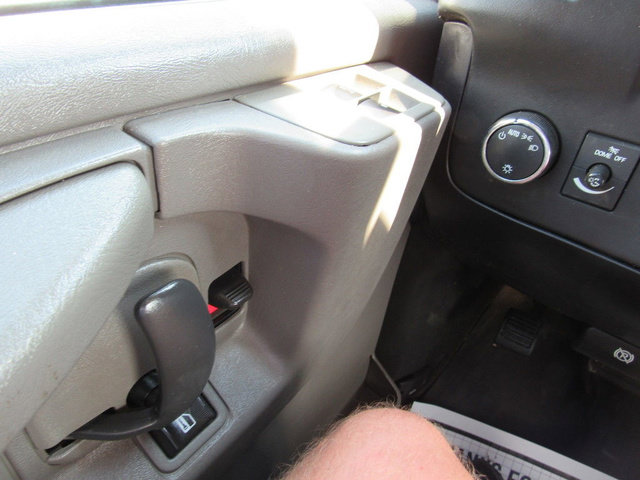 Used 2014 Chevrolet Express 2500 RWD image 35