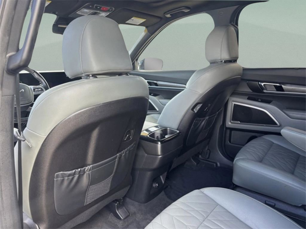 Used 2023 Kia Telluride EX X-Line image 29