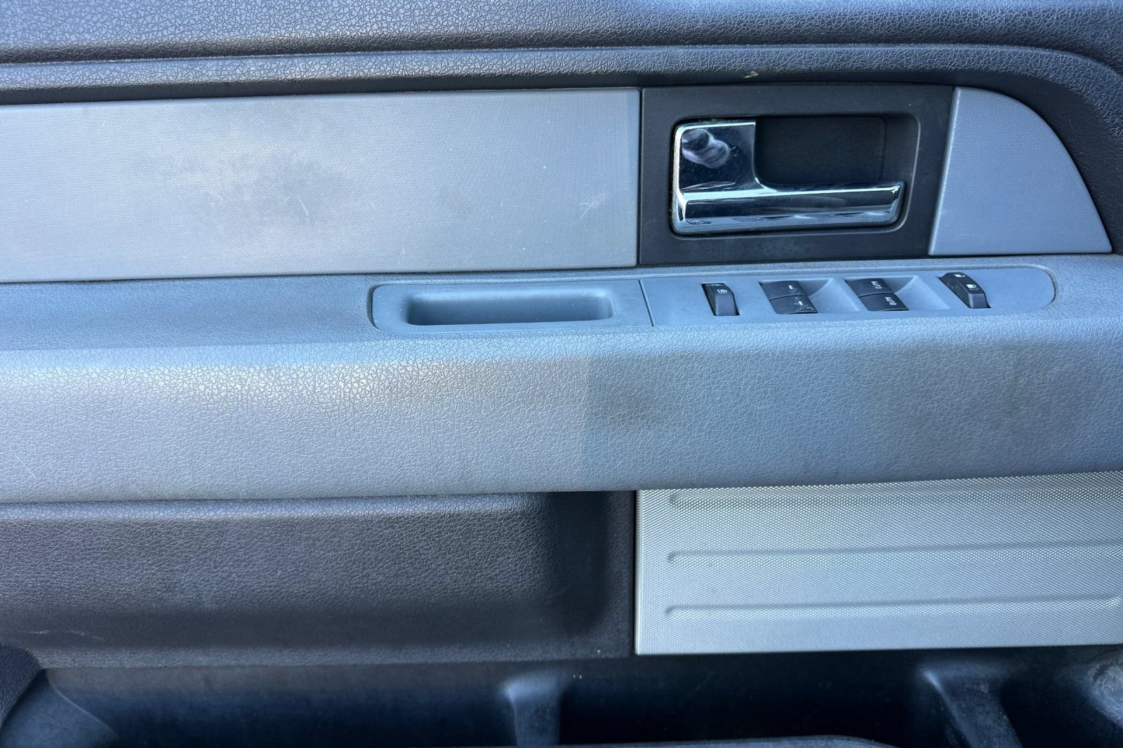 Used 2012 Ford F150 XLT w/ XLT Convenience Pkg RWD image 10