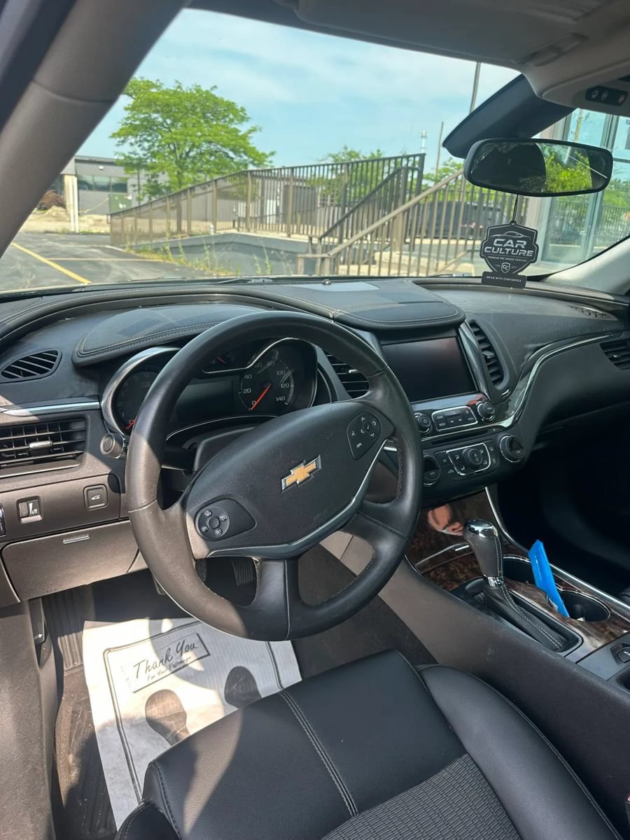 Used 2014 Chevrolet Impala LT FWD image 10