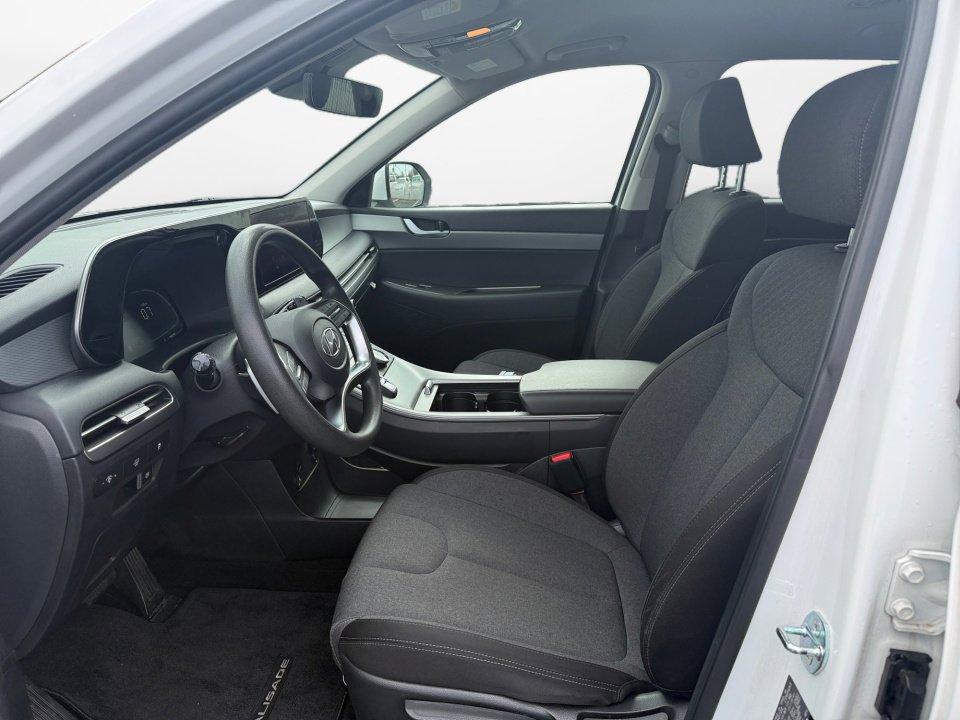 Used 2023 Hyundai Palisade SE AWD/4WD image 11