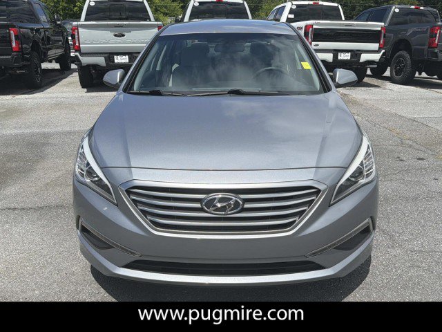 Used 2015 Hyundai Sonata SE w/ Option Group 02 FWD image 2