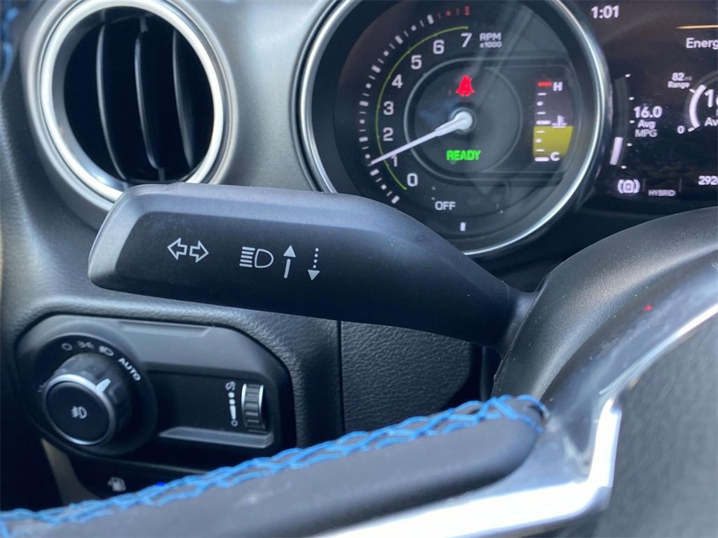 Used 2023 Jeep Wrangler Unlimited Rubicon 4xe image 31