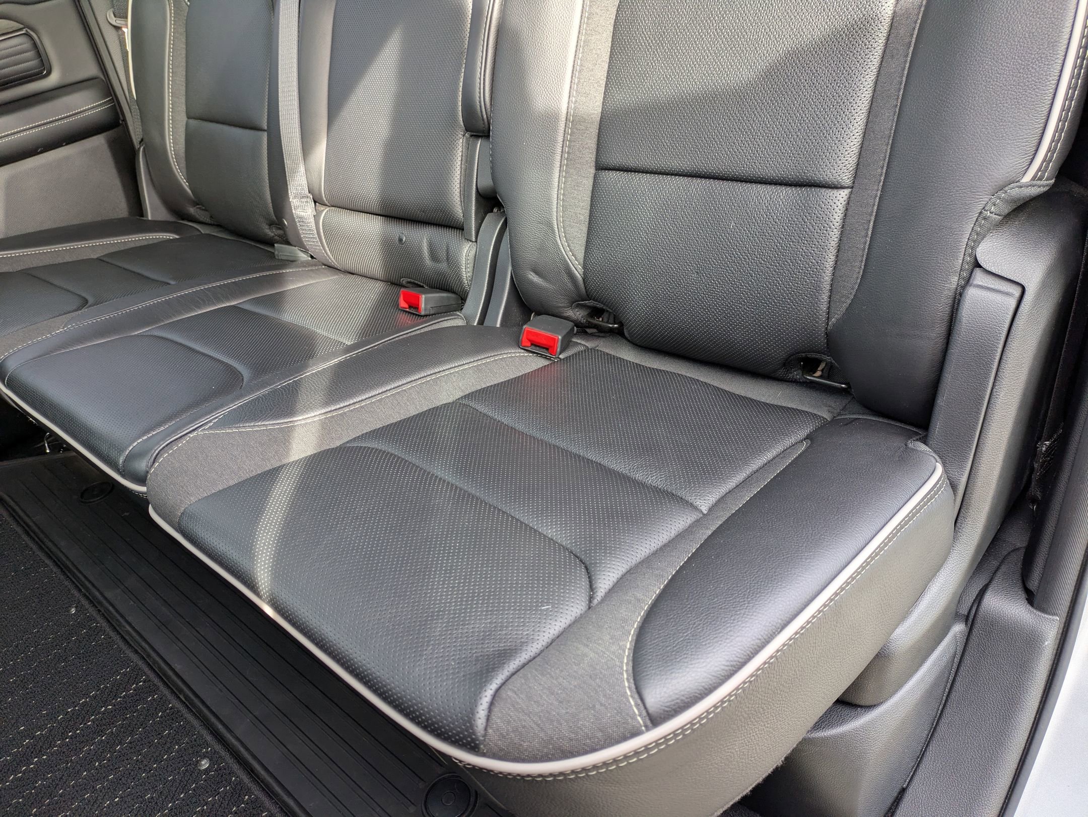 Used 2025 RAM 1500 Limited image 30