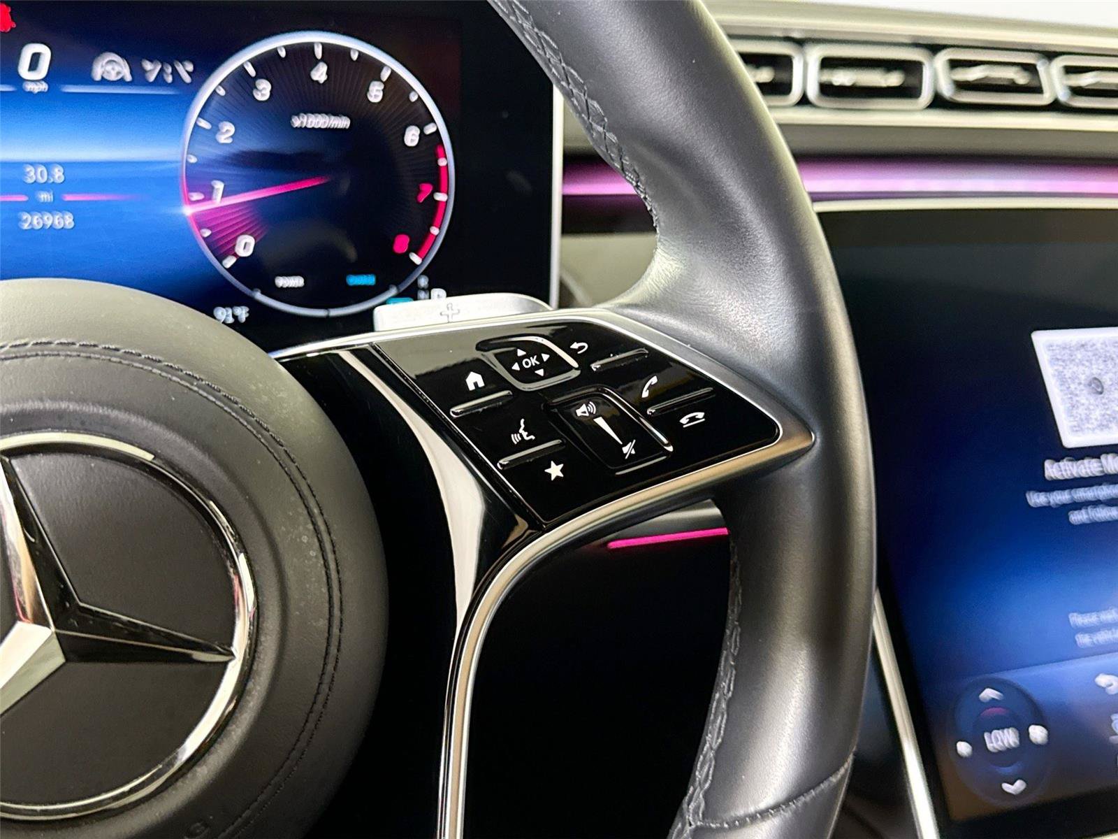 Used 2023 Mercedes-Benz S 500 4MATIC w/ AMG Line image 22