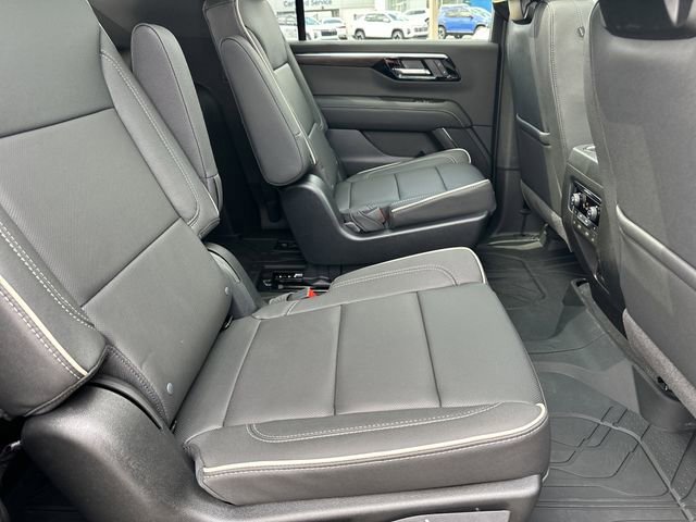 New 2026 Chevrolet Suburban Premier image 39