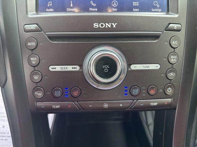 Used 2020 Ford Fusion Titanium AWD/4WD image 19