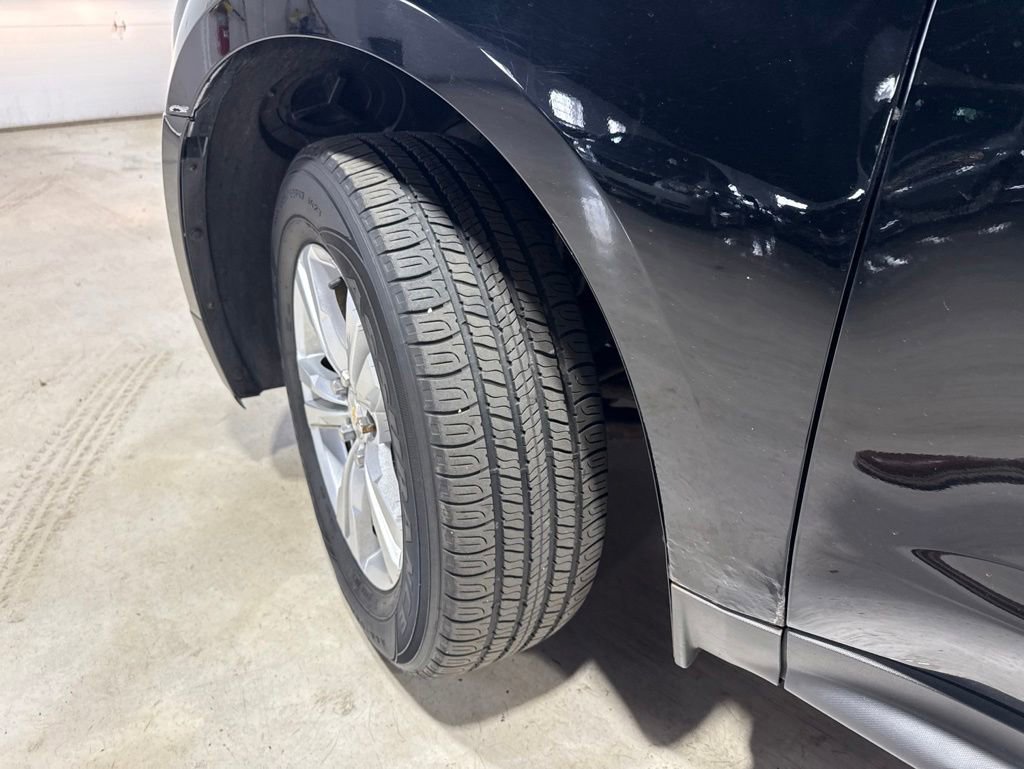 Used 2013 Chevrolet Equinox LS FWD image 3