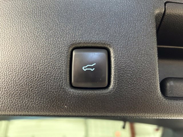 Used 2024 Ford Escape ST-Line Elite w/ Premium Technology Package AWD/4WD image 22