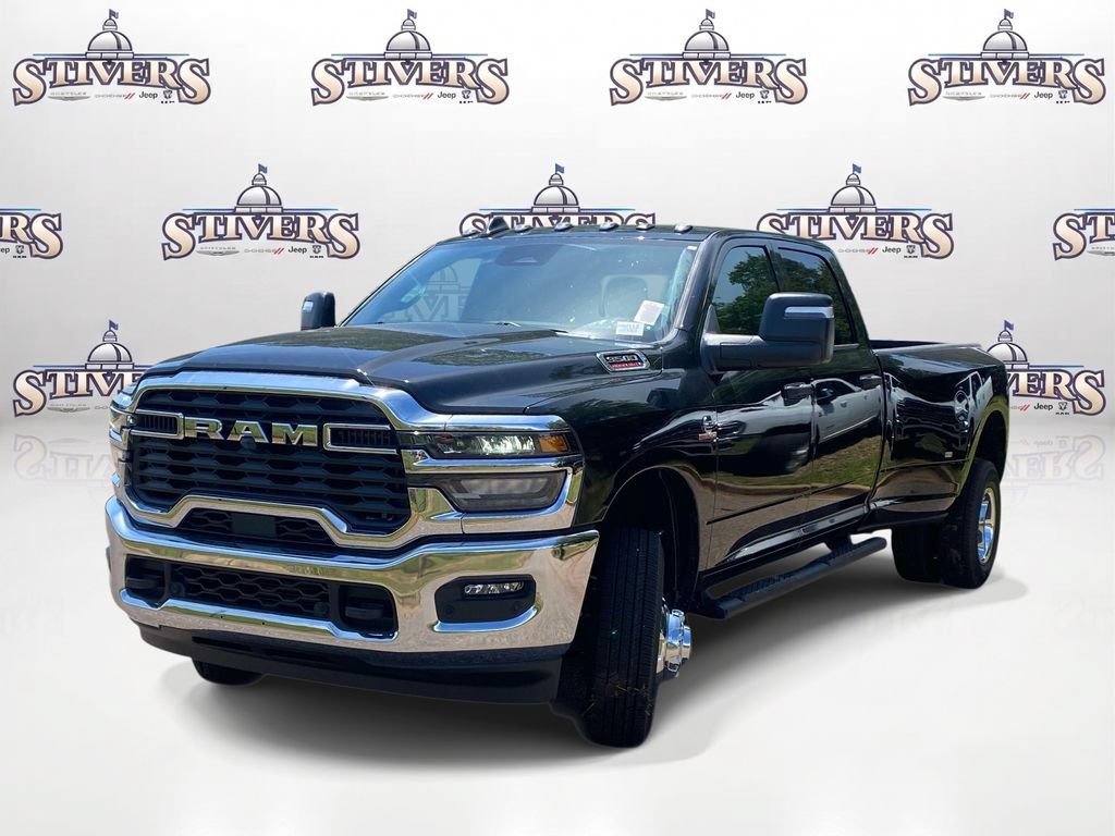 New 2026 RAM 3500 Tradesman AWD/4WD image 3
