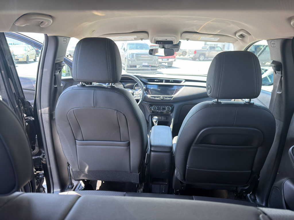 Used 2022 Buick Encore GX Select w/ Sport Touring Package FWD image 10