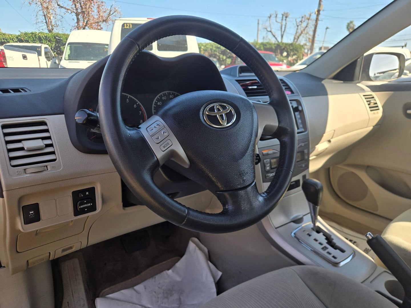 Used 2013 Toyota Corolla LE w/ Premium Pkg FWD image 11