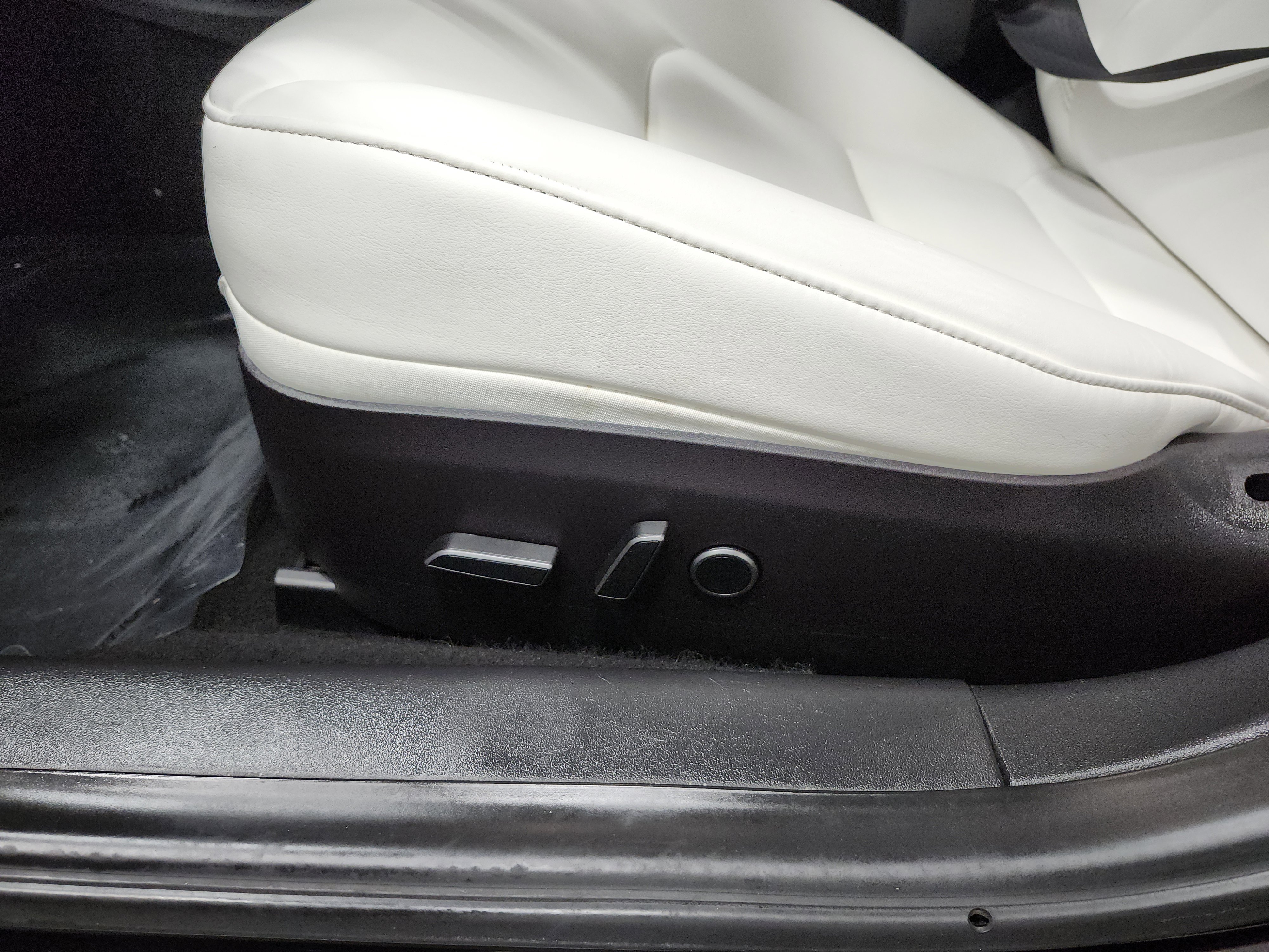 Used 2019 Tesla Model 3 Long Range image 26