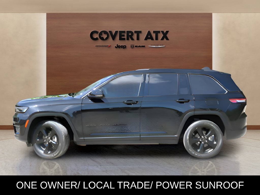 Used 2023 Jeep Grand Cherokee Altitude RWD image 2