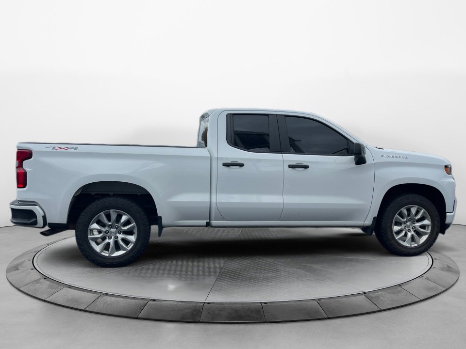 Used 2022 Chevrolet Silverado 1500 Custom image 8