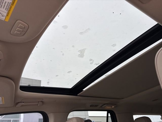 Used 2024 Lincoln Navigator L Reserve image 12