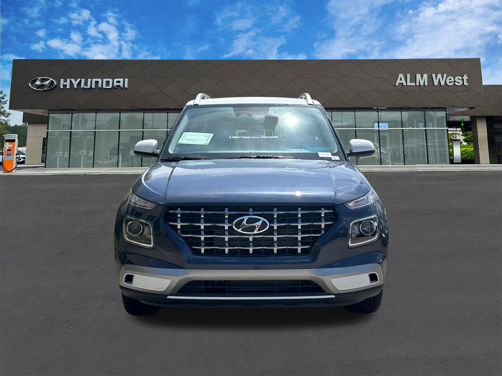 New 2026 Hyundai Venue SEL FWD image 2