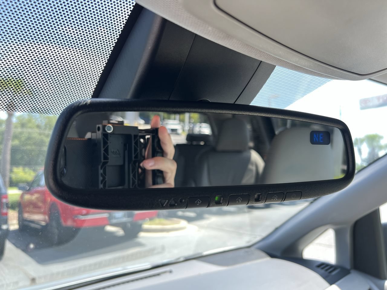Used 2018 Toyota Sienna XLE FWD image 27