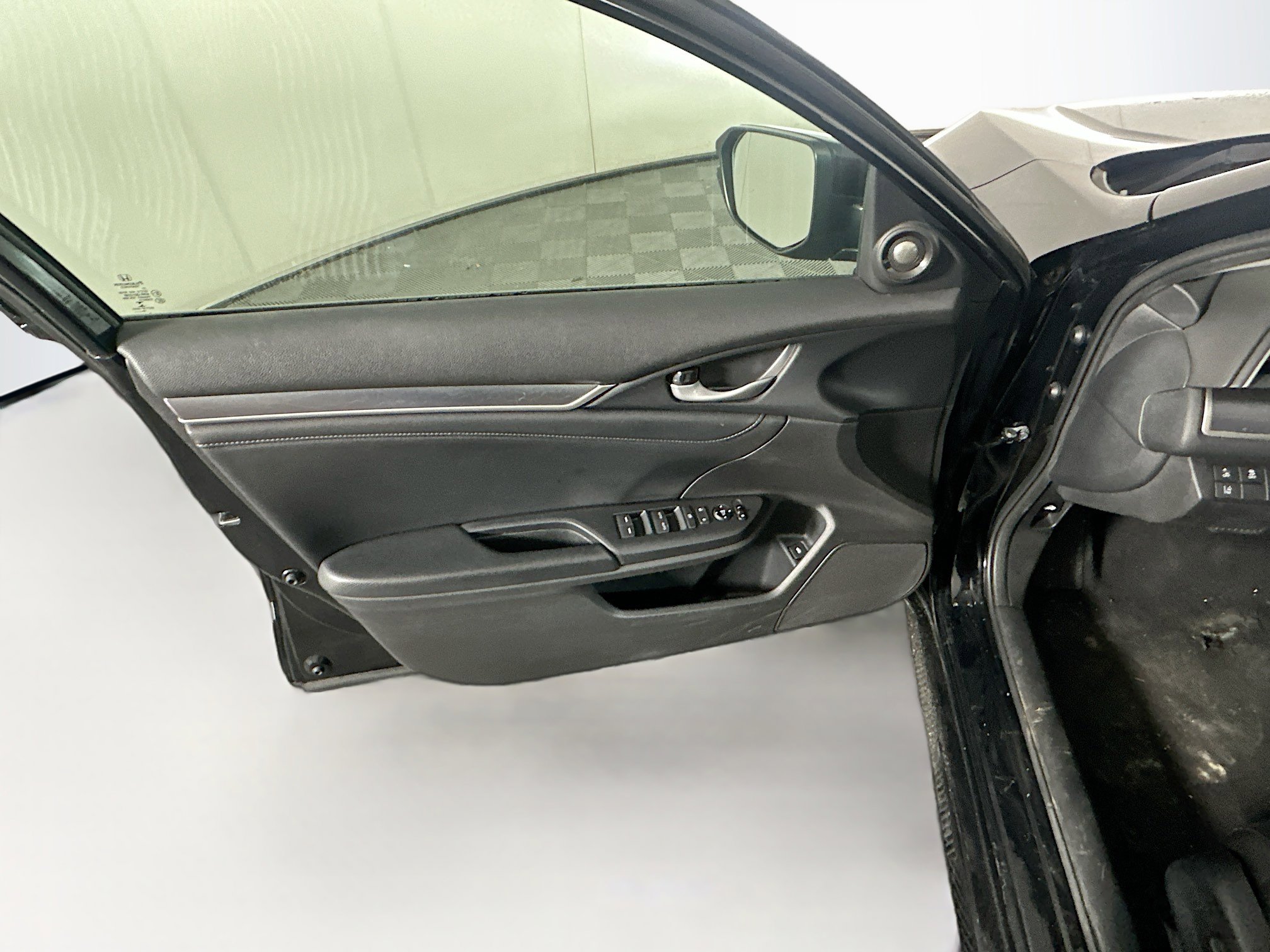 Used 2016 Honda Civic Touring image 15