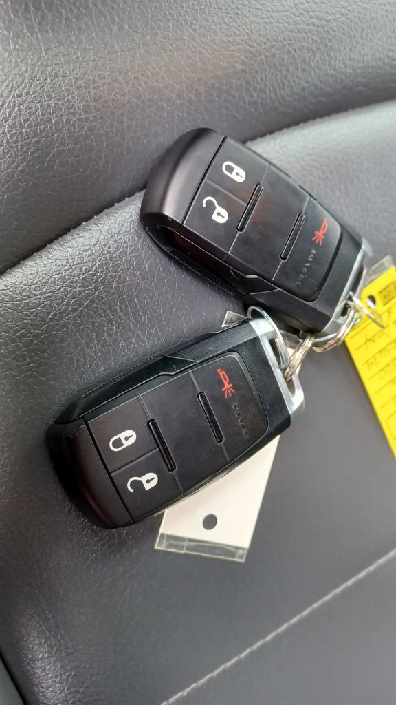 Used 2020 RAM 2500 Tradesman w/ Chrome Appearance Group image 10