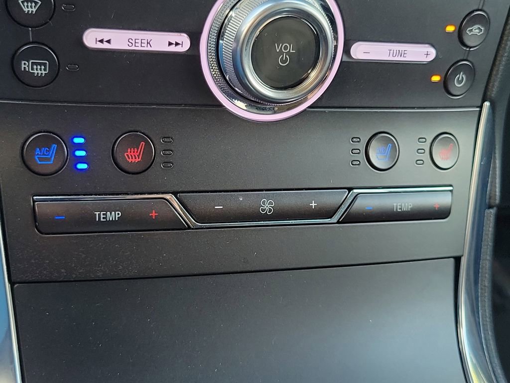 Used 2020 Ford Edge Titanium w/ Equipment Group 301A image 27