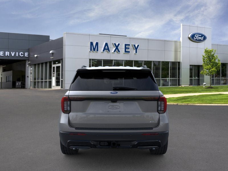 New 2026 Ford Explorer ST-Line w/ ST-Line Street Pack AWD/4WD image 5