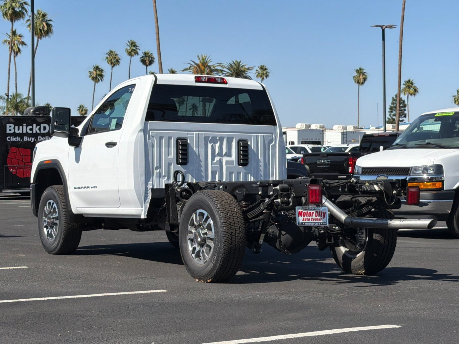 New 2026 GMC Sierra 3500 Pro w/ Convenience Package RWD image 6