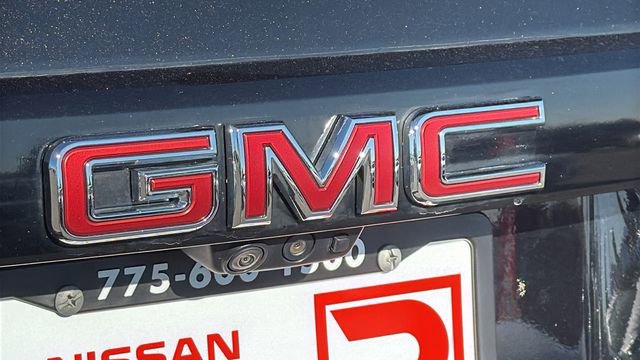 Used 2023 GMC Acadia Denali w/ Black Diamond Edition image 28