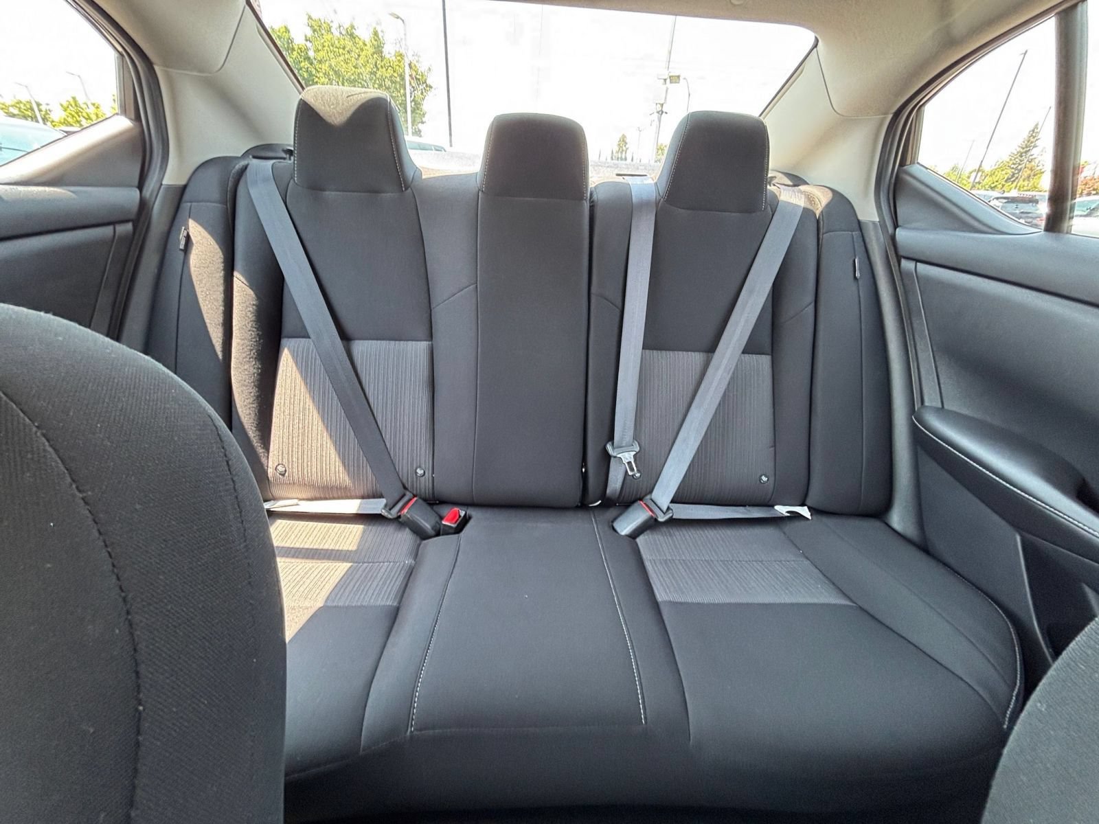 Used 2025 Nissan Sentra SV FWD image 36