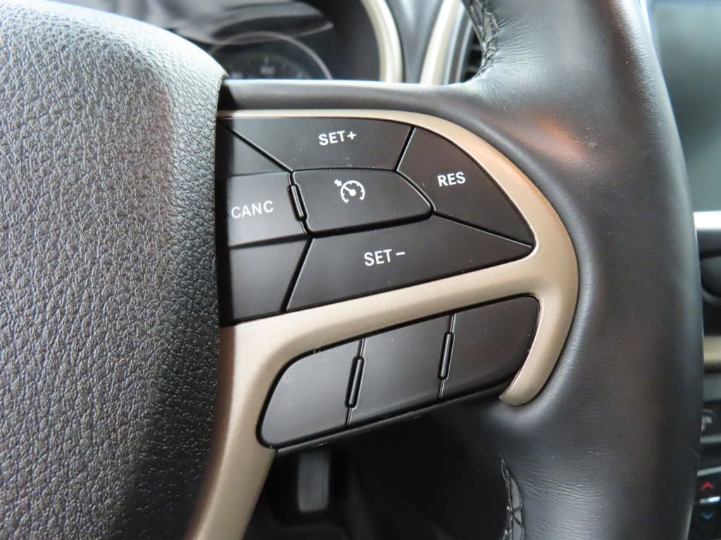 Used 2018 Jeep Cherokee Limited w/ High Altitude Package image 51