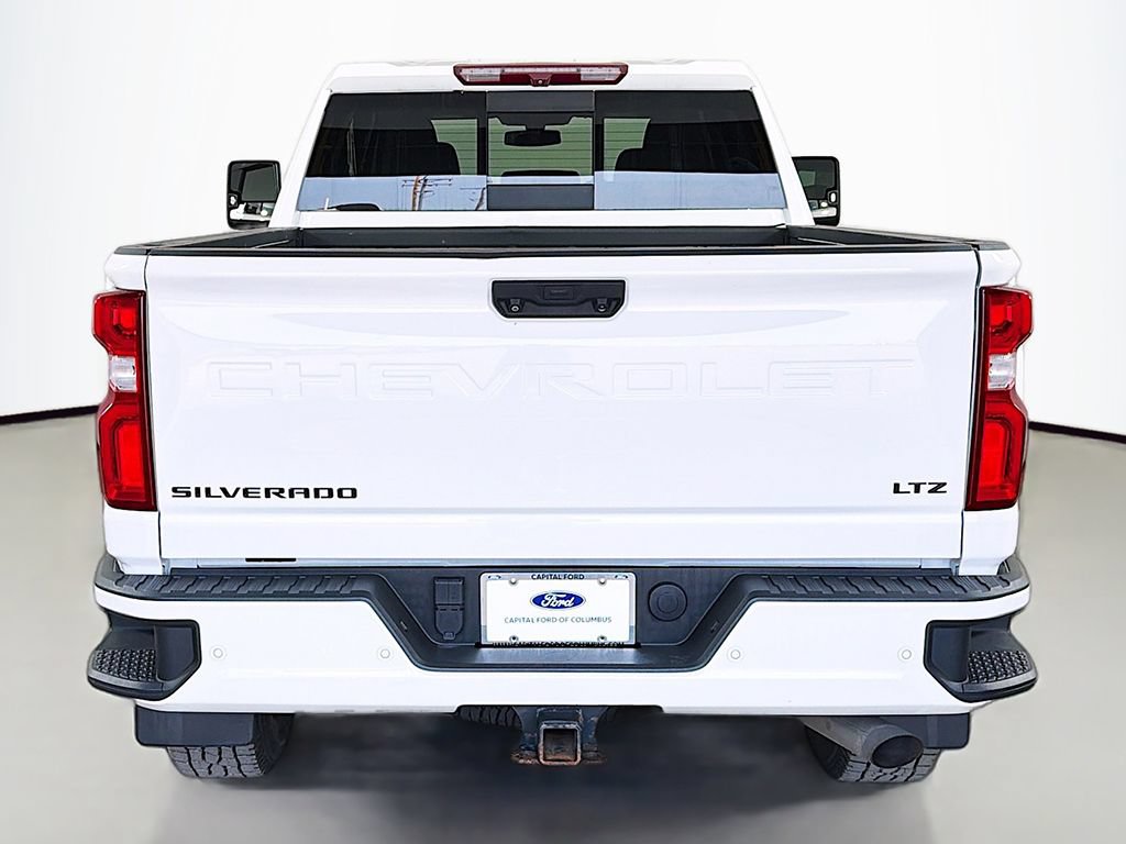 Used 2022 Chevrolet Silverado 3500 LTZ w/ LTZ Plus Package AWD/4WD image 17
