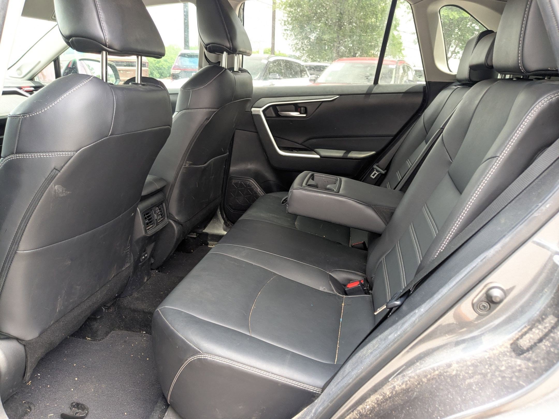 Used 2023 Toyota RAV4 XLE Premium FWD image 19