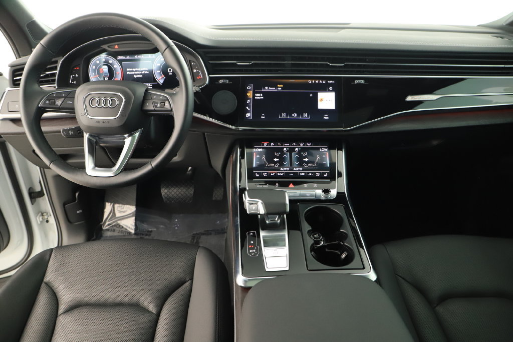 Used 2023 Audi Q7 3.0T Prestige w/ Prestige Package AWD/4WD image 18