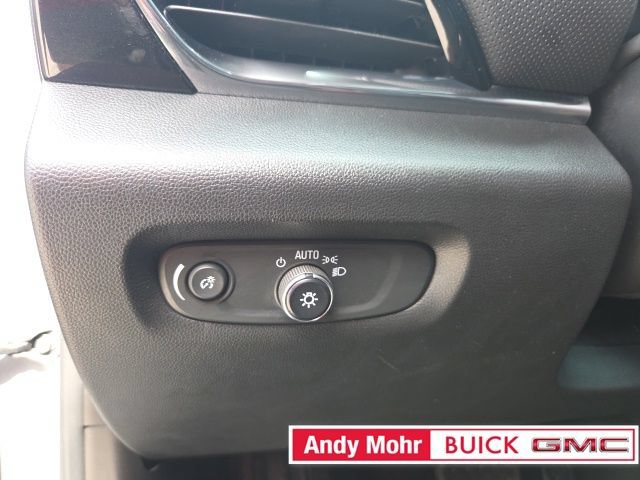 Used 2023 Chevrolet Traverse RS AWD/4WD image 30