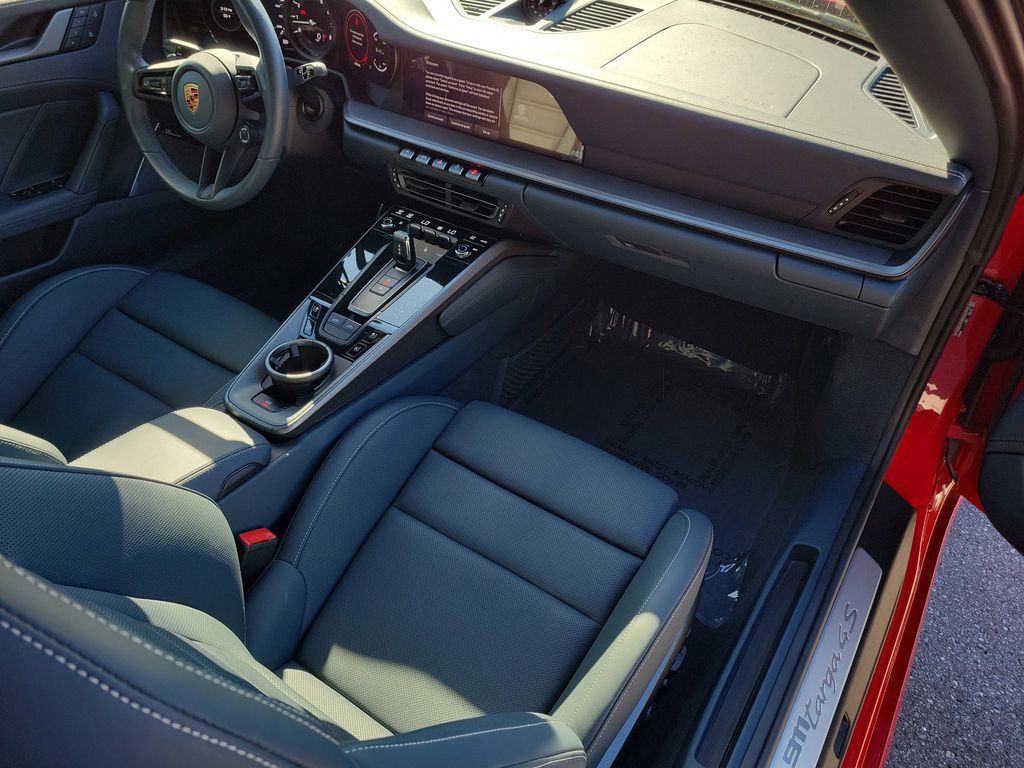 Certified 2024 Porsche 911 Targa 4S image 16