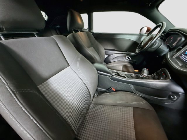 Used 2021 Dodge Challenger SXT RWD image 26