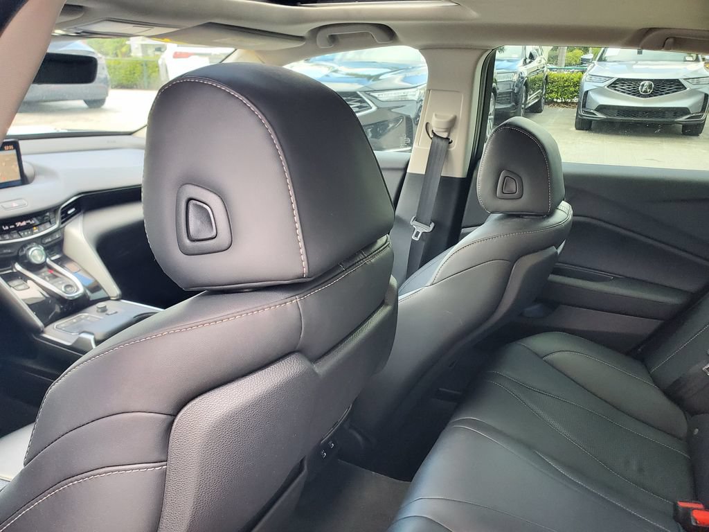Used 2025 Acura TLX w/ Technology Package FWD image 10