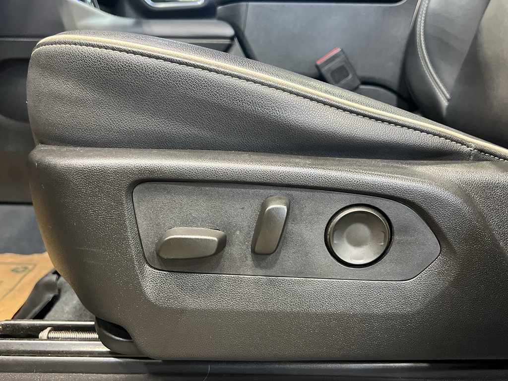 Used 2024 Chevrolet Tahoe Premier w/ Premium Package image 16